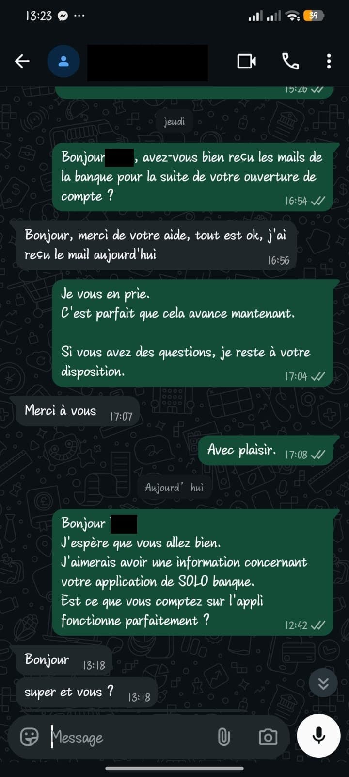Client : mails de la banque reçus pour la suite de l'ouverture de son compte SOLO, tout est ok